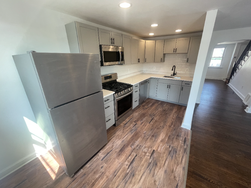 938 Brenton Rd - Photo 6 of 20