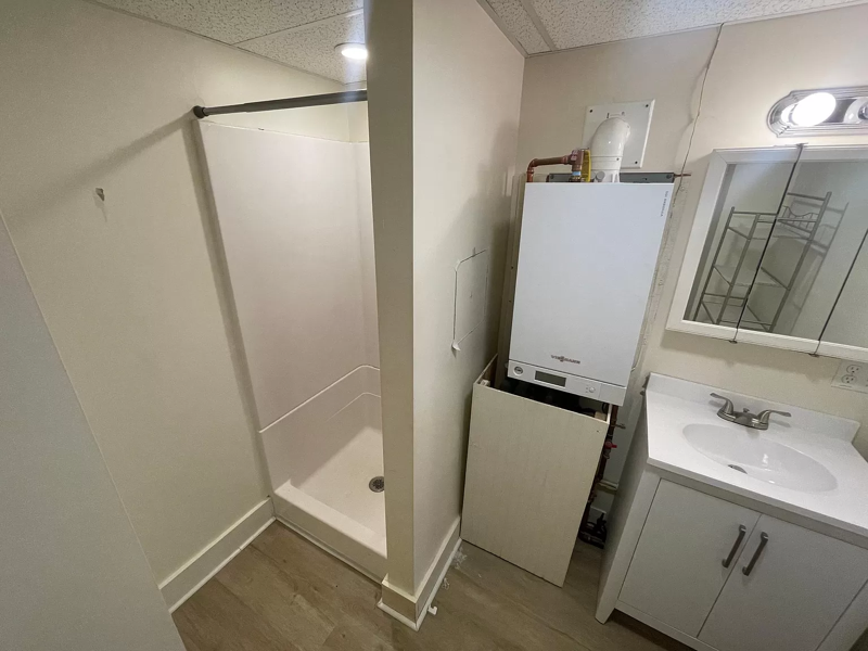 19 Exeter Rd #19-2 - Photo 6 of 15
