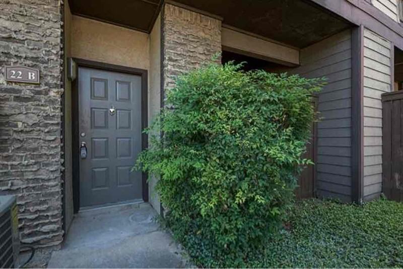 5757 E University Blvd - Photo 2 of 26