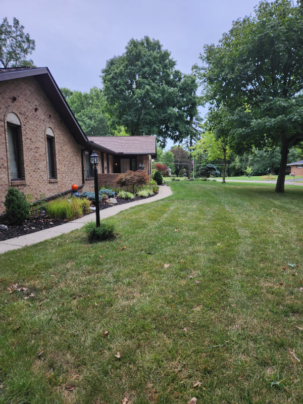 750 Willow Bend Ln - Photo 2 of 15
