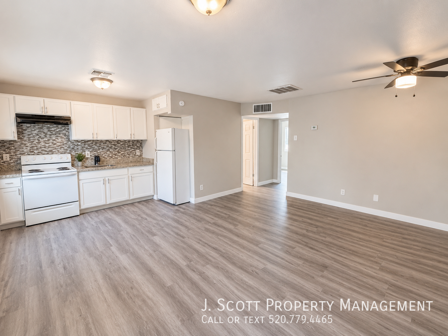 1753 E Harvard St #1 - Photo 6 of 14