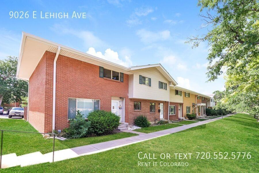 9026 E Lehigh Ave - Photo 2 of 17