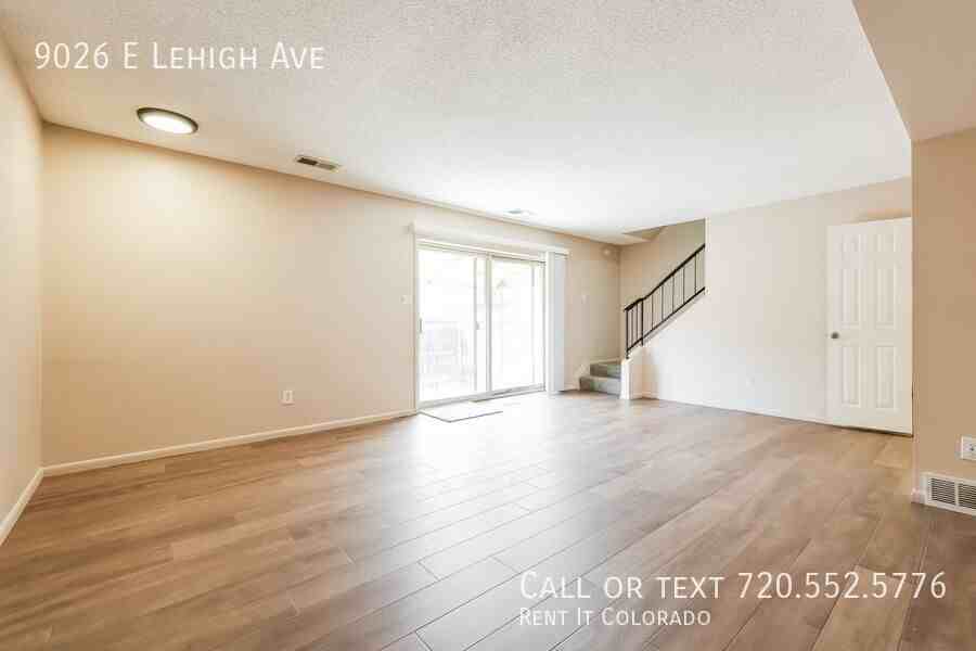 9026 E Lehigh Ave - Photo 4 of 17