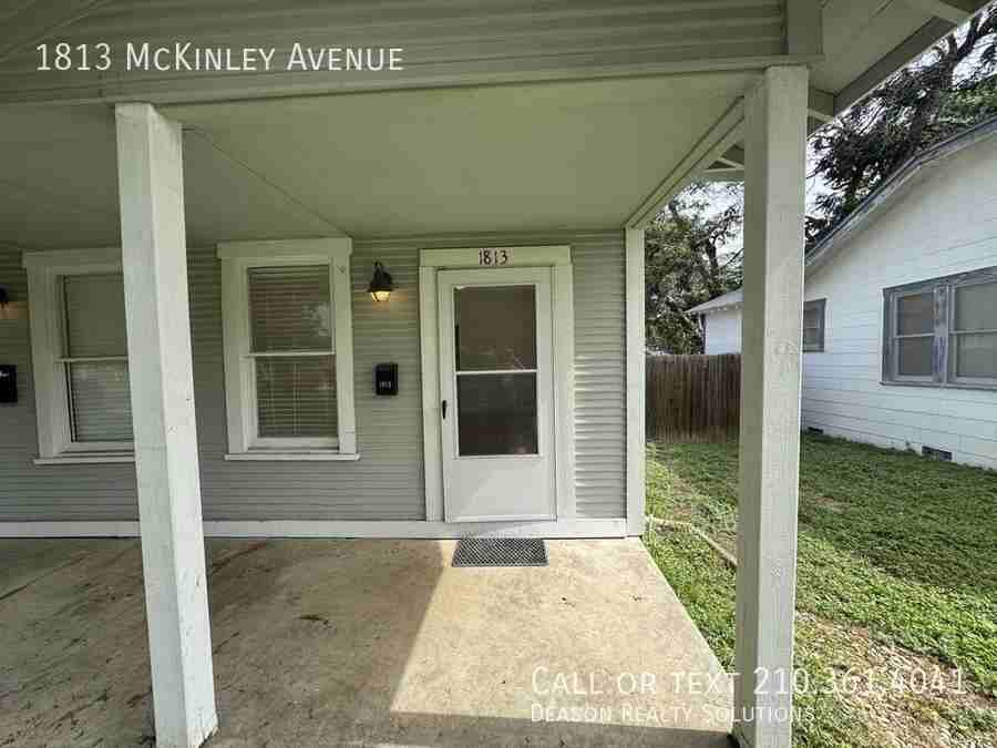 1813 Mckinley Ave - Photo 2 of 11
