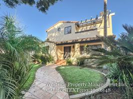 featured image of 2445 22nd St