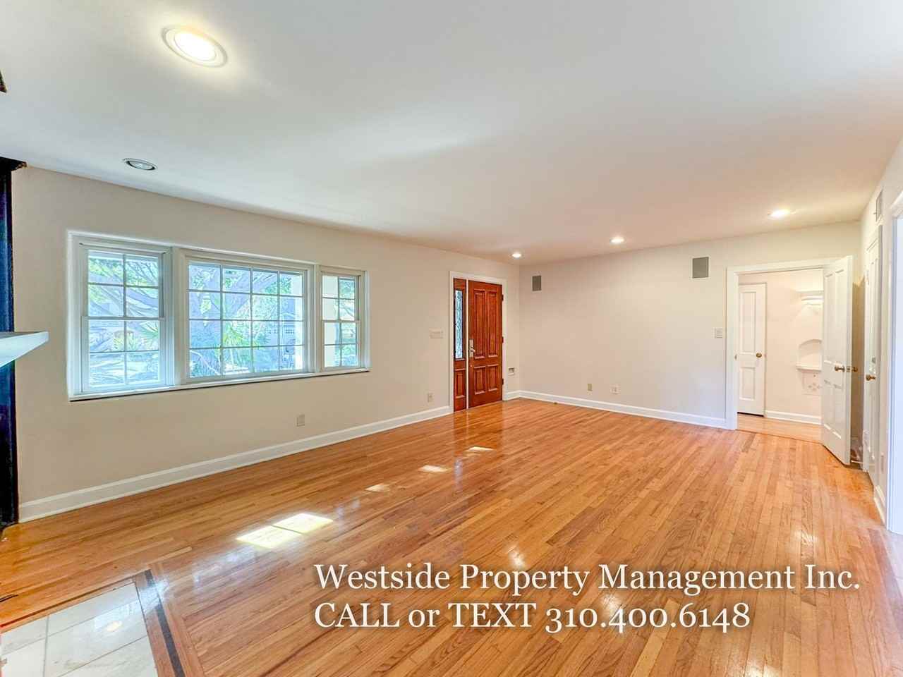 2445 22nd St - Photo 2 of 50