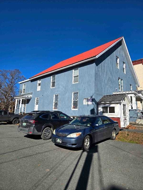 15 Jackson St #5 - Photo 2 of 12