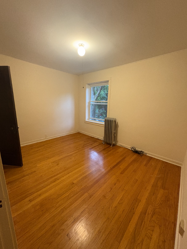 3357 N Monticello Ave - Photo 4 of 6