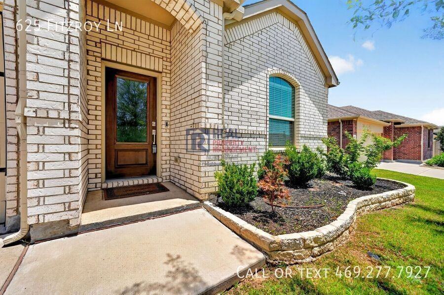625 Fitzroy Ln - Photo 3 of 39