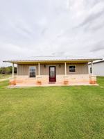 featured image of 1105 E Navarro Ave