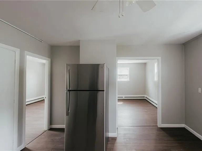 47 Grace St #1F - Photo 4 of 7