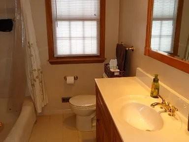 5147 Valley View Rd - Photo 3 of 11