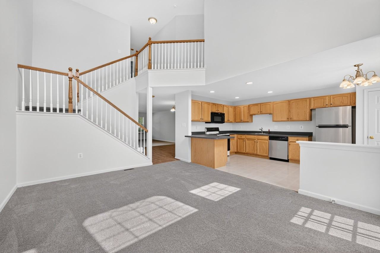 335 Wheatfield Cir - Photo 7 of 20