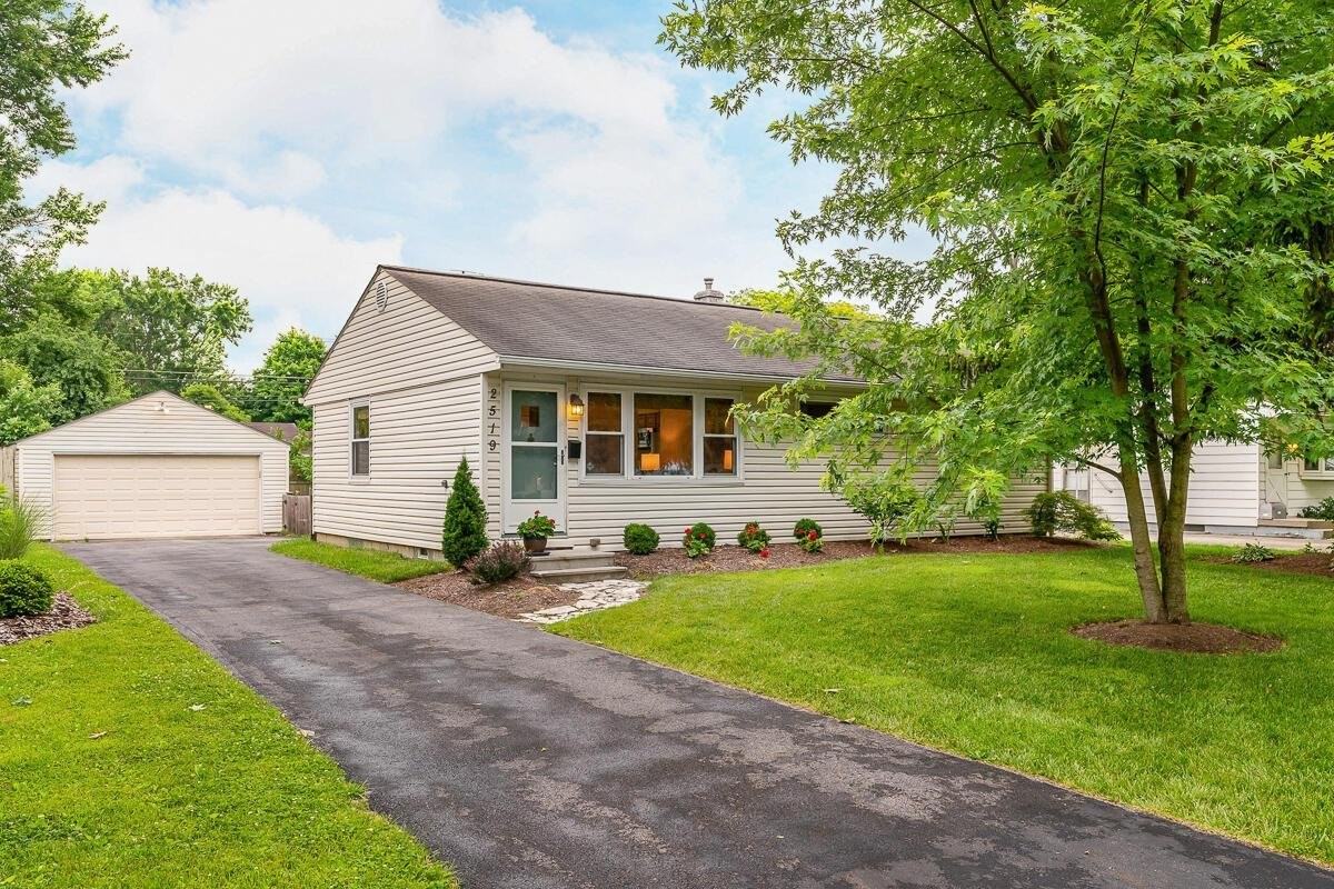 2519 Cranford Rd - Photo 2 of 20