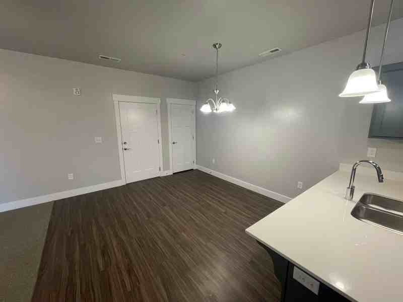 368 Wn - Photo 2 of 11