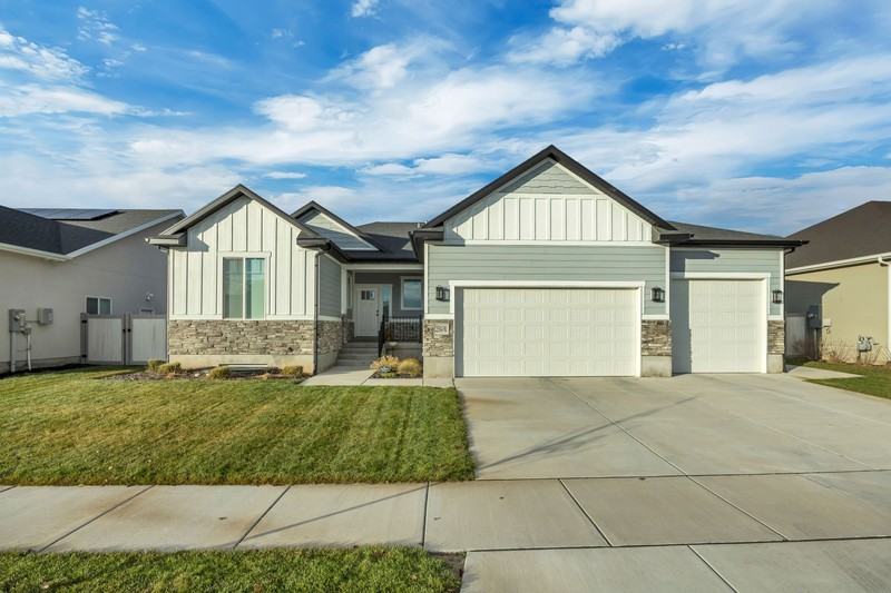 2504 W Sunset Way - Photo 2 of 20