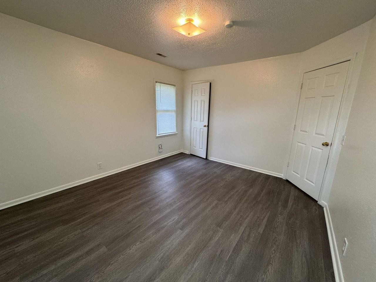 209 Commercial St #209 - Photo 5 of 11