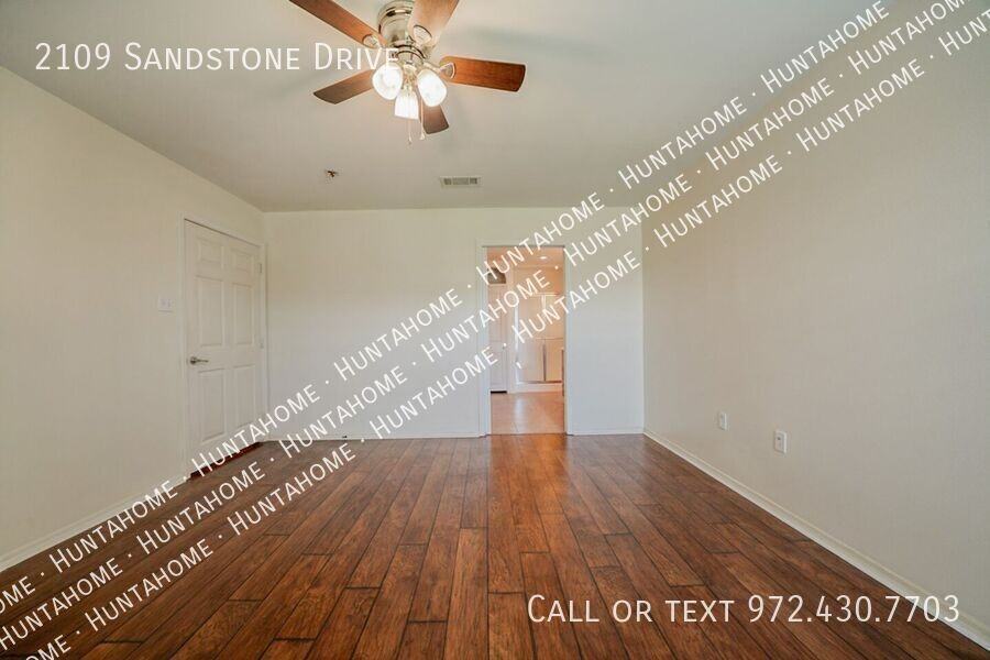 2109 Sandstone Dr - Photo 7 of 33