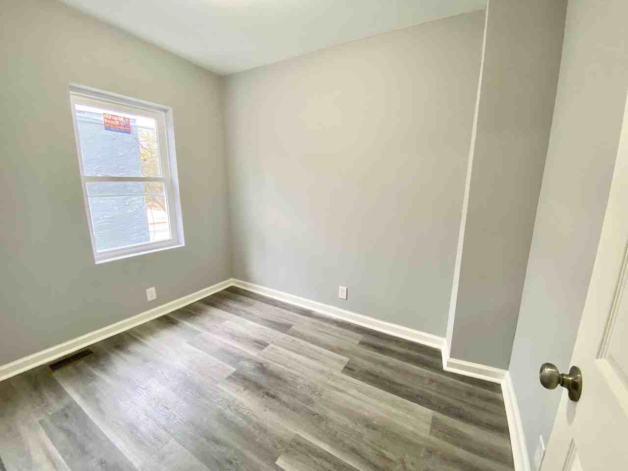 431 N 50th St - Photo 6 of 14