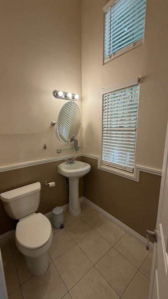 15754 Devonshire St - Photo 4 of 12