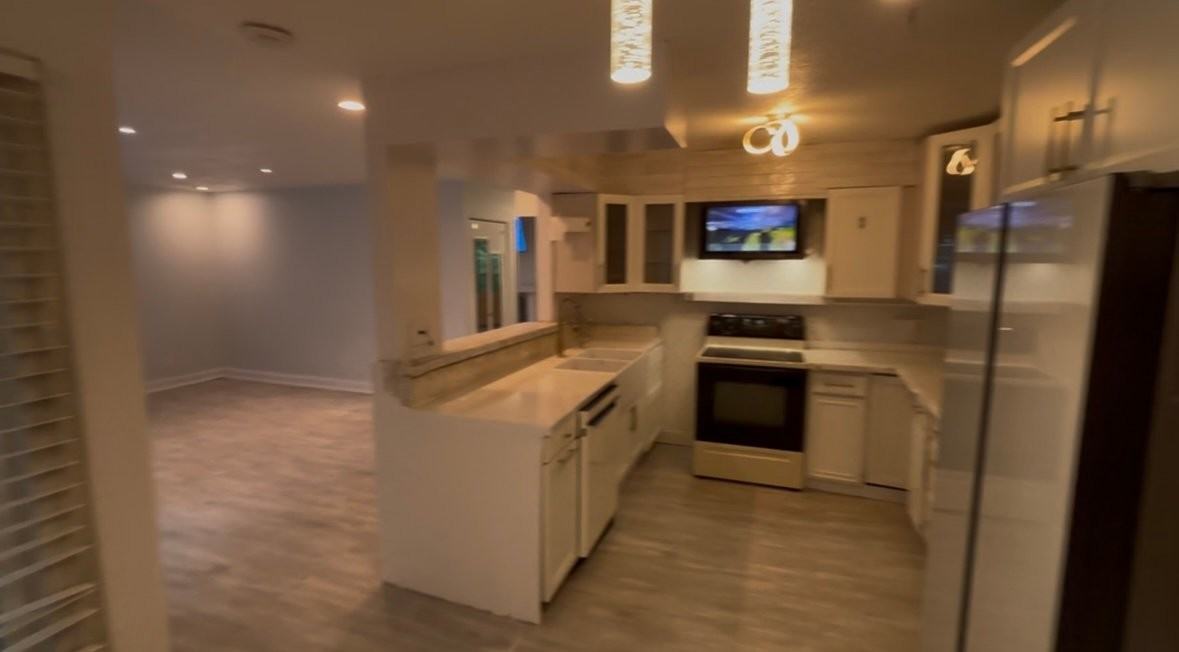 272 Cambria Ct - Photo 5 of 16