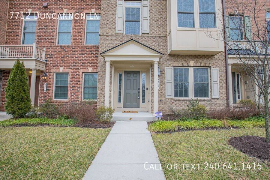 7712 Duncannon Ln - Photo 3 of 32