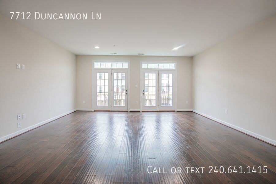 7712 Duncannon Ln - Photo 7 of 32