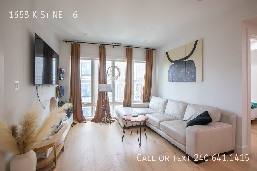 1658 K St Ne #6 - Photo 3 of 32