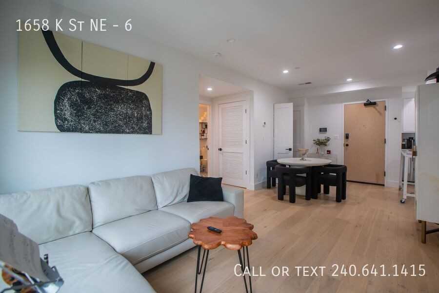 1658 K St Ne #6 - Photo 6 of 32