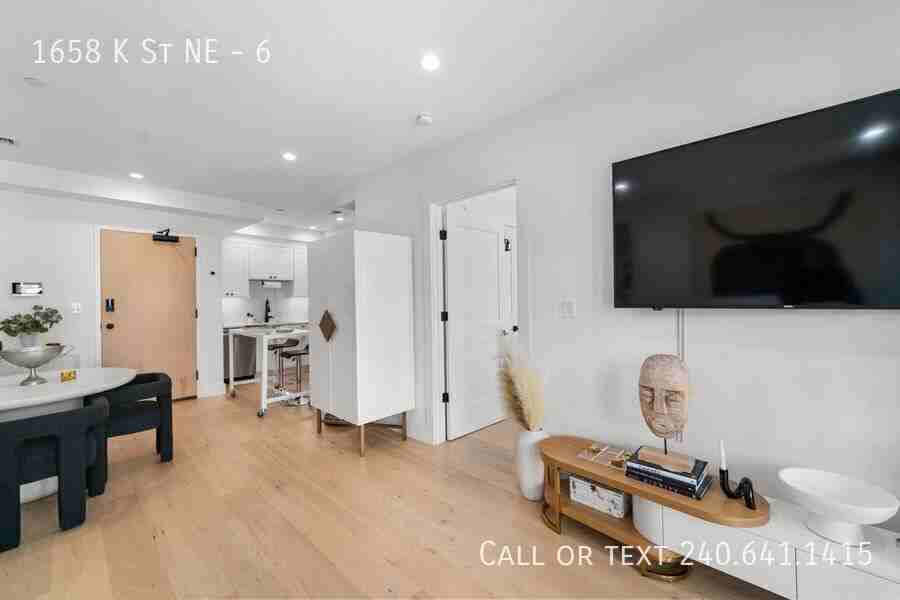 1658 K St Ne #6 - Photo 7 of 32