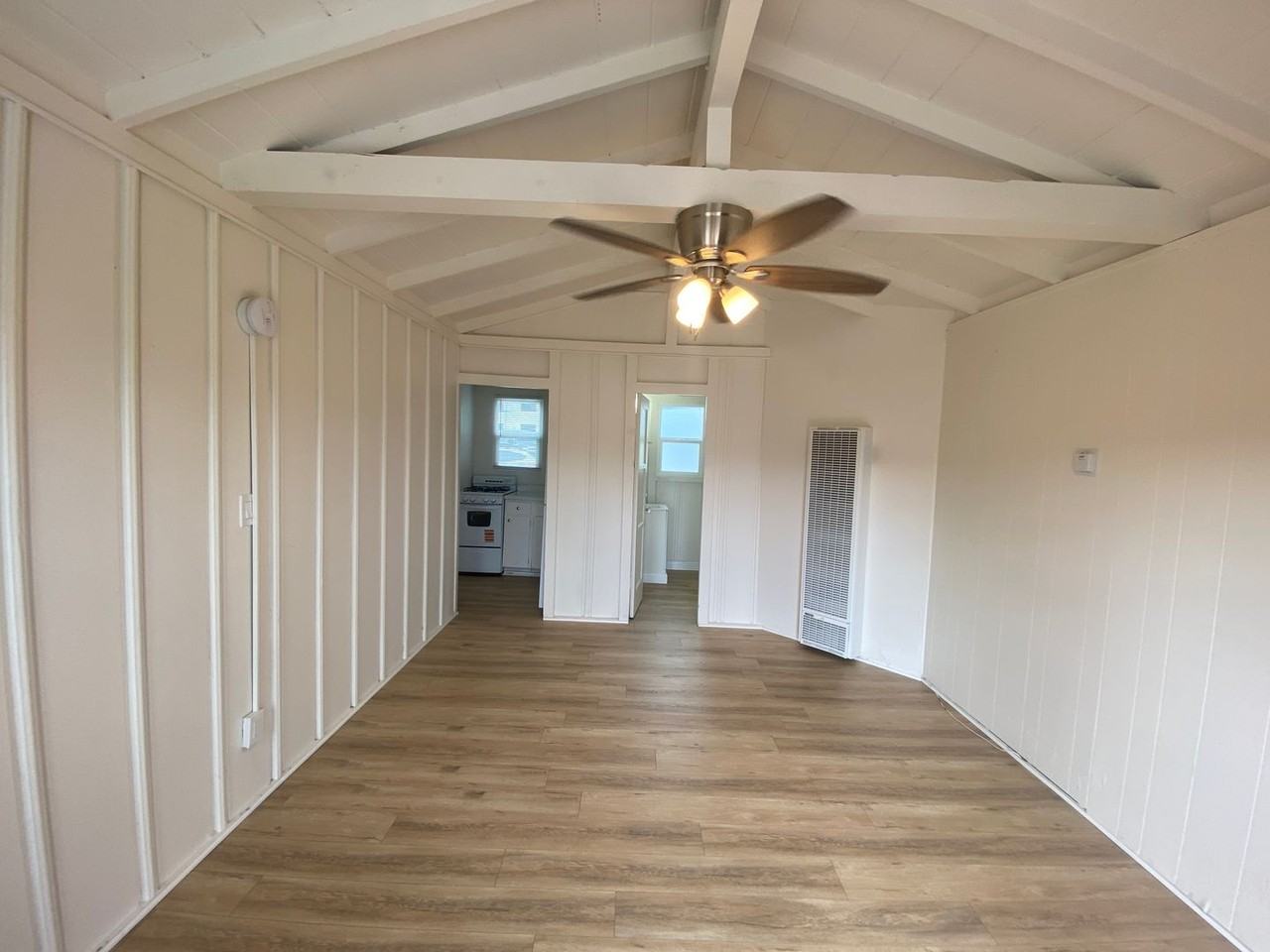 4432 Pacific Hwy #10 - Photo 2 of 5