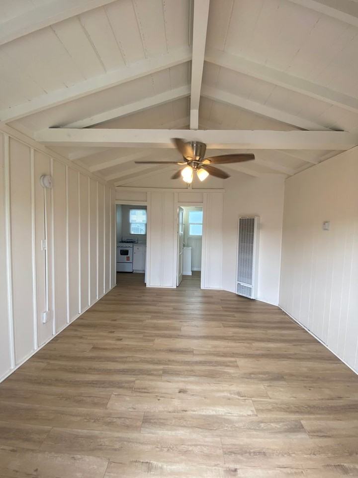 4432 Pacific Hwy #10 - Photo 3 of 5