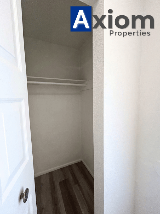 2119 Marigold St - Photo 3 of 14