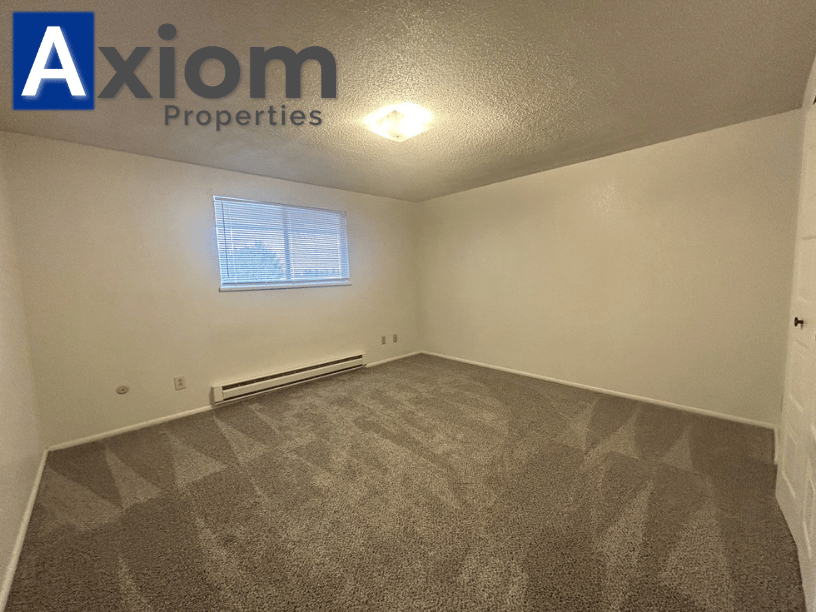 2119 Marigold St - Photo 6 of 14