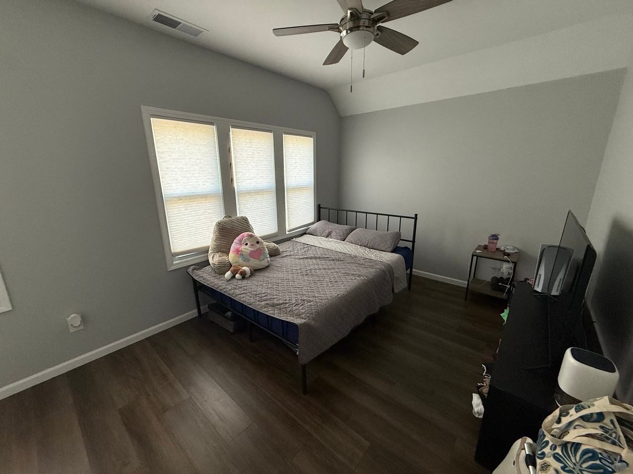 1839 N Oakland Ave #2 - Photo 7 of 15