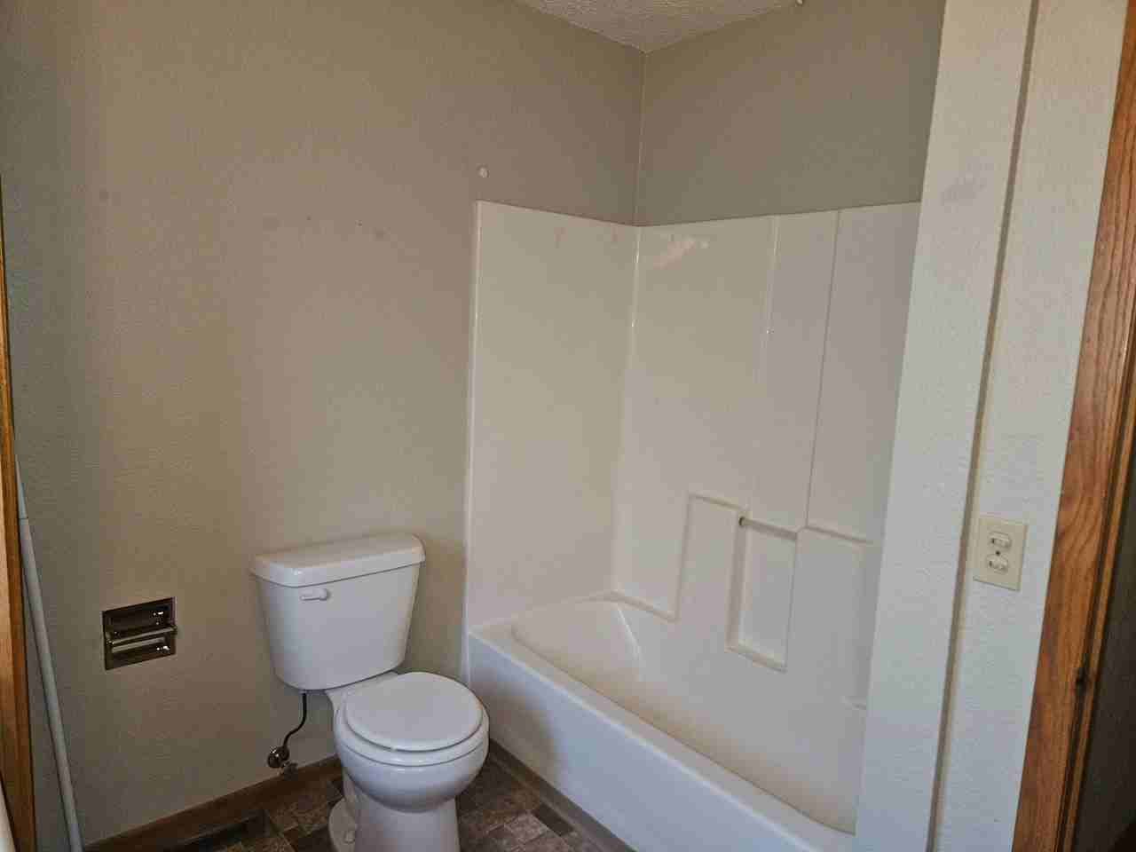 2nd Ave Sw #538 - Photo 6 of 10