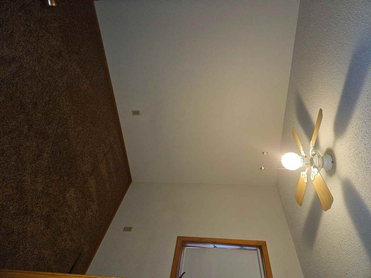2nd Ave Sw #538 - Photo 7 of 10