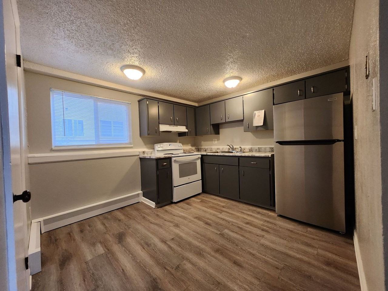 7135 Alegre Cir #4 - Photo 3 of 20