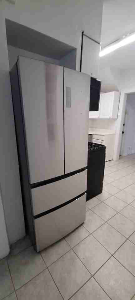 14 E Devonia Ave #1 - Photo 2 of 18