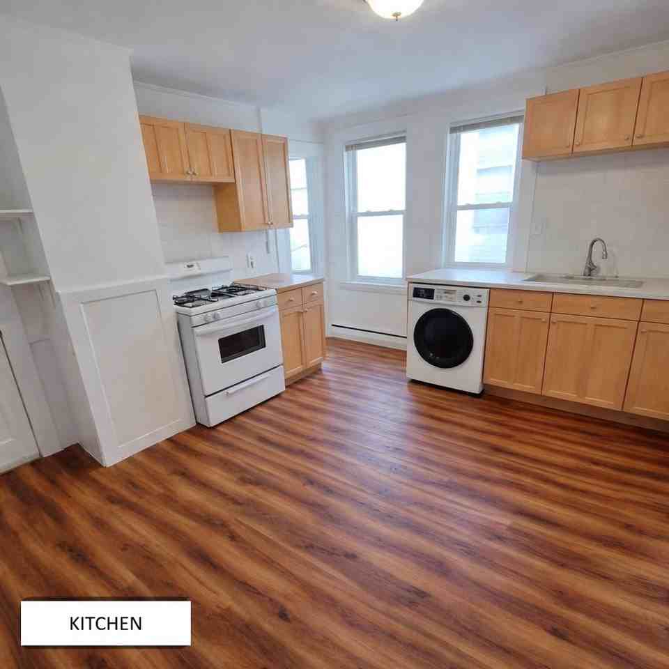 257 Highland Ave #2 - Photo 2 of 24