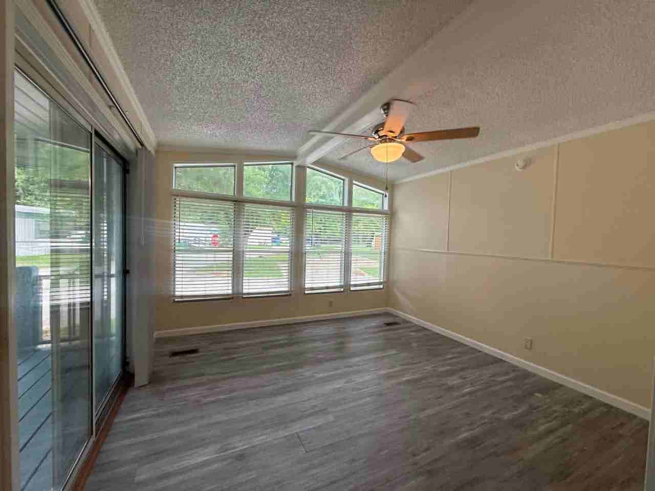 1236 N Oaklane Rd #200 - Photo 5 of 10