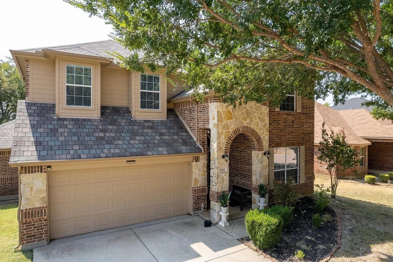 5915 Ivy Glen Dr - Photo 2 of 19