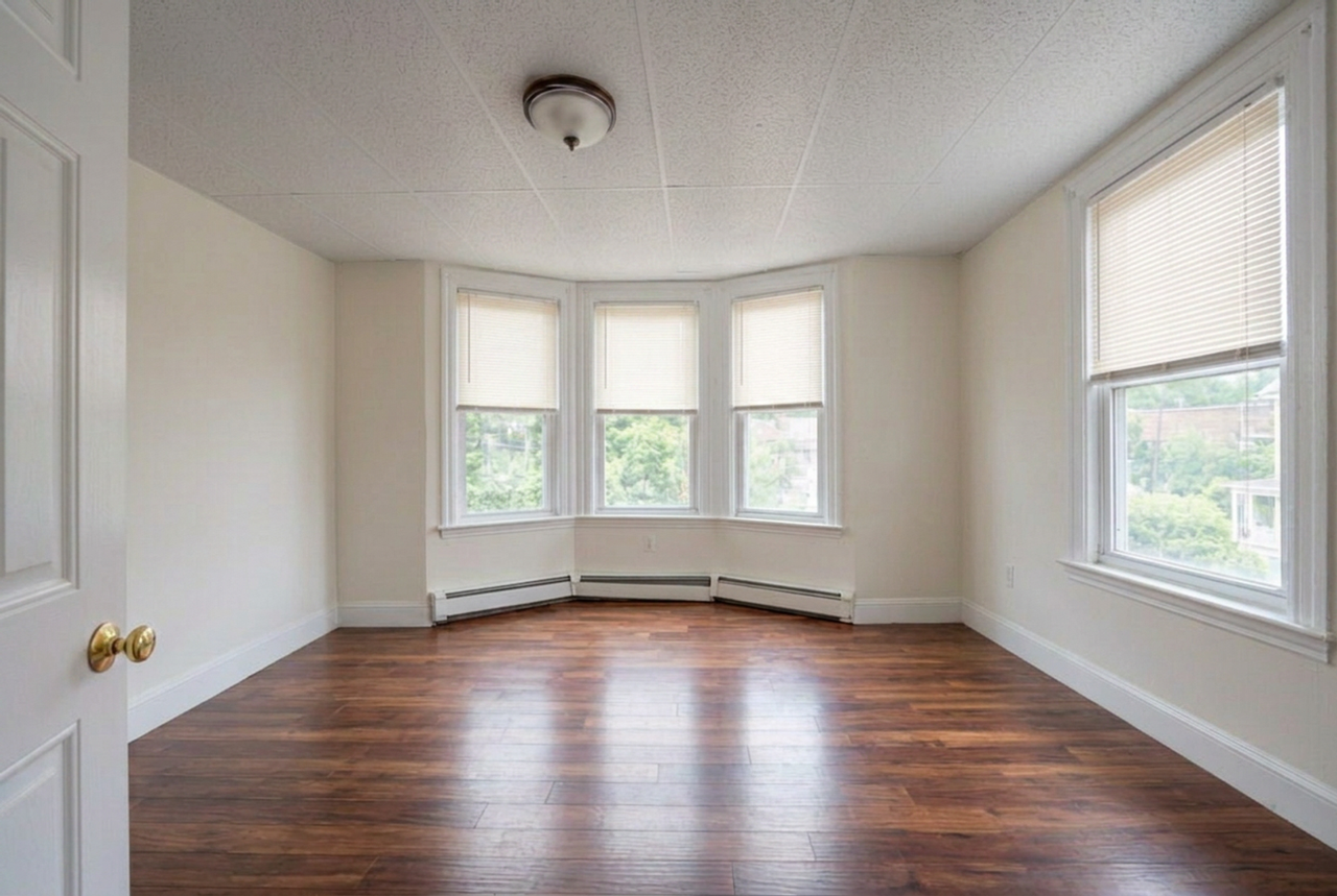 55 Myrtle St #2