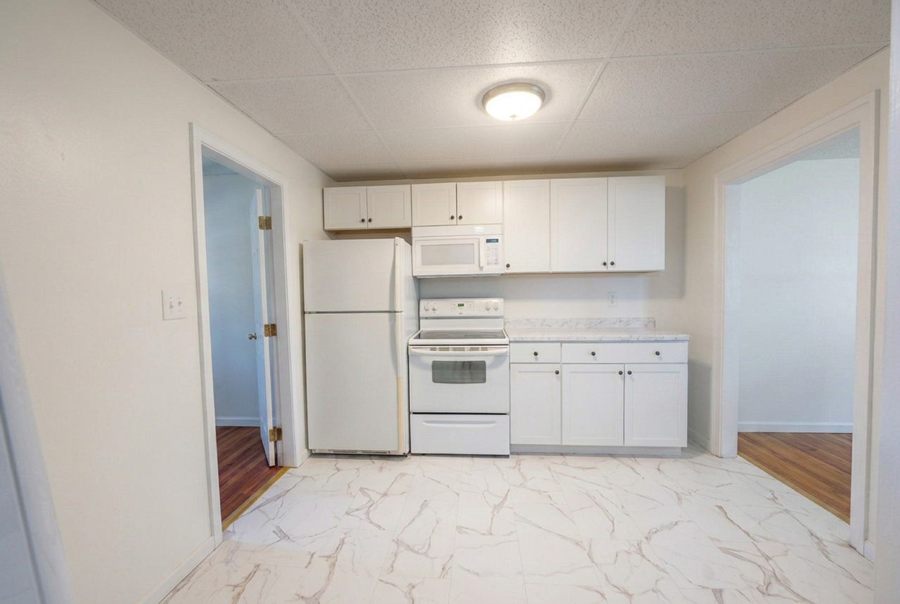 55 Myrtle St #2 - Photo 6 of 13