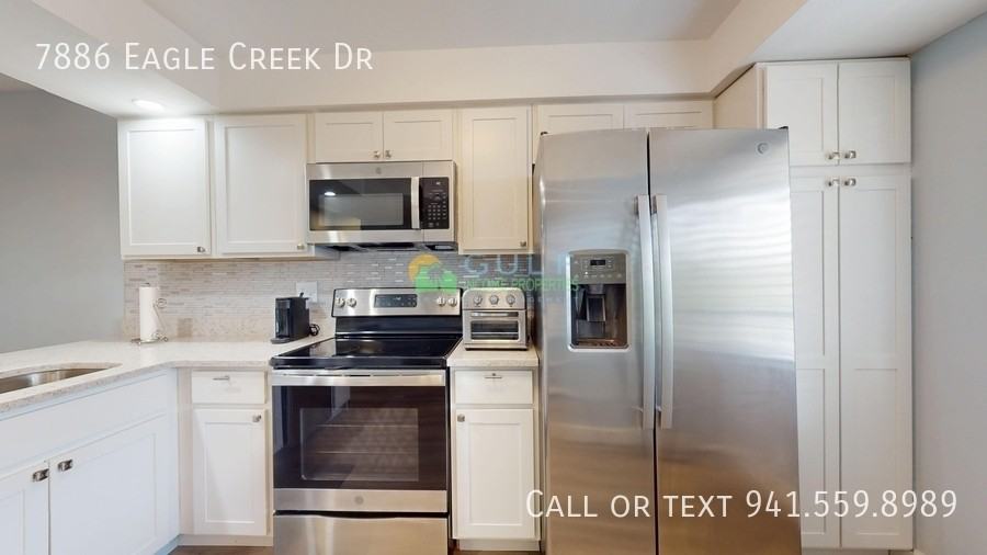 7886 Eagle Creek Dr - Photo 7 of 20