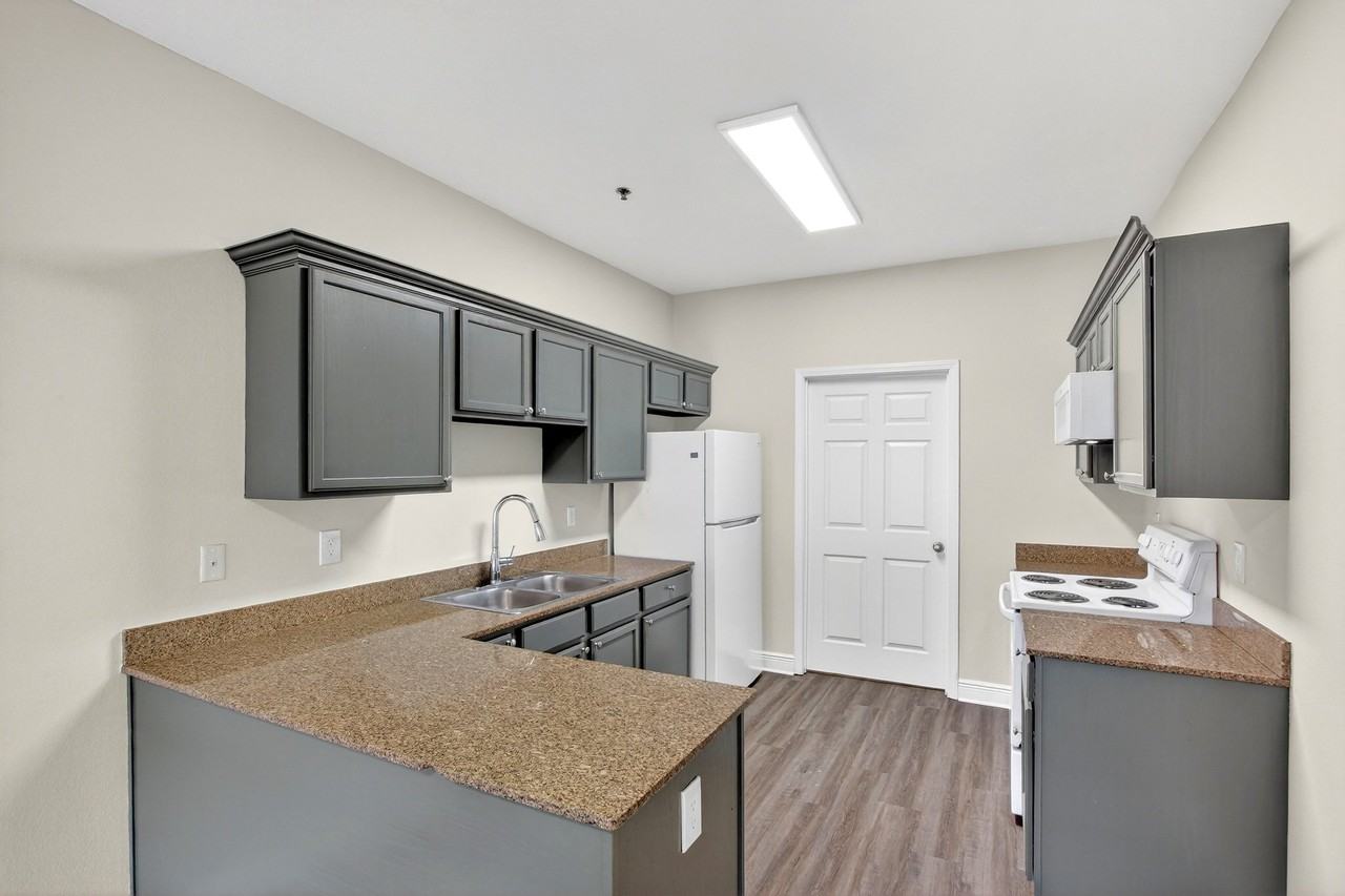 14055 John Clark Rd #2A - Photo 6 of 12