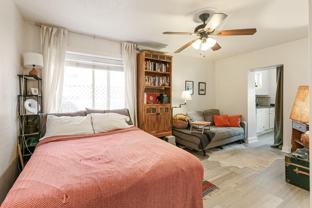 208 S Lincoln St #C - Photo 1 of 1