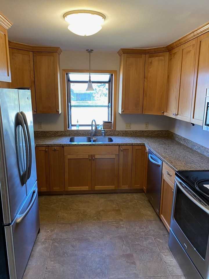 314 W 12th Ave - Photo 5 of 19