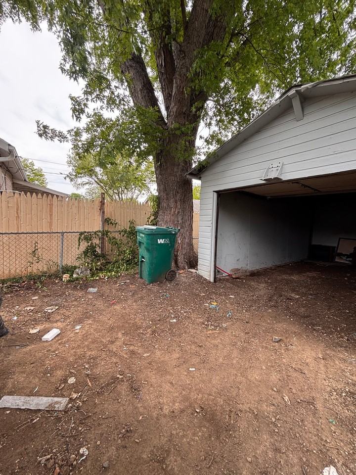 2648 E Prairie St - Photo 4 of 8