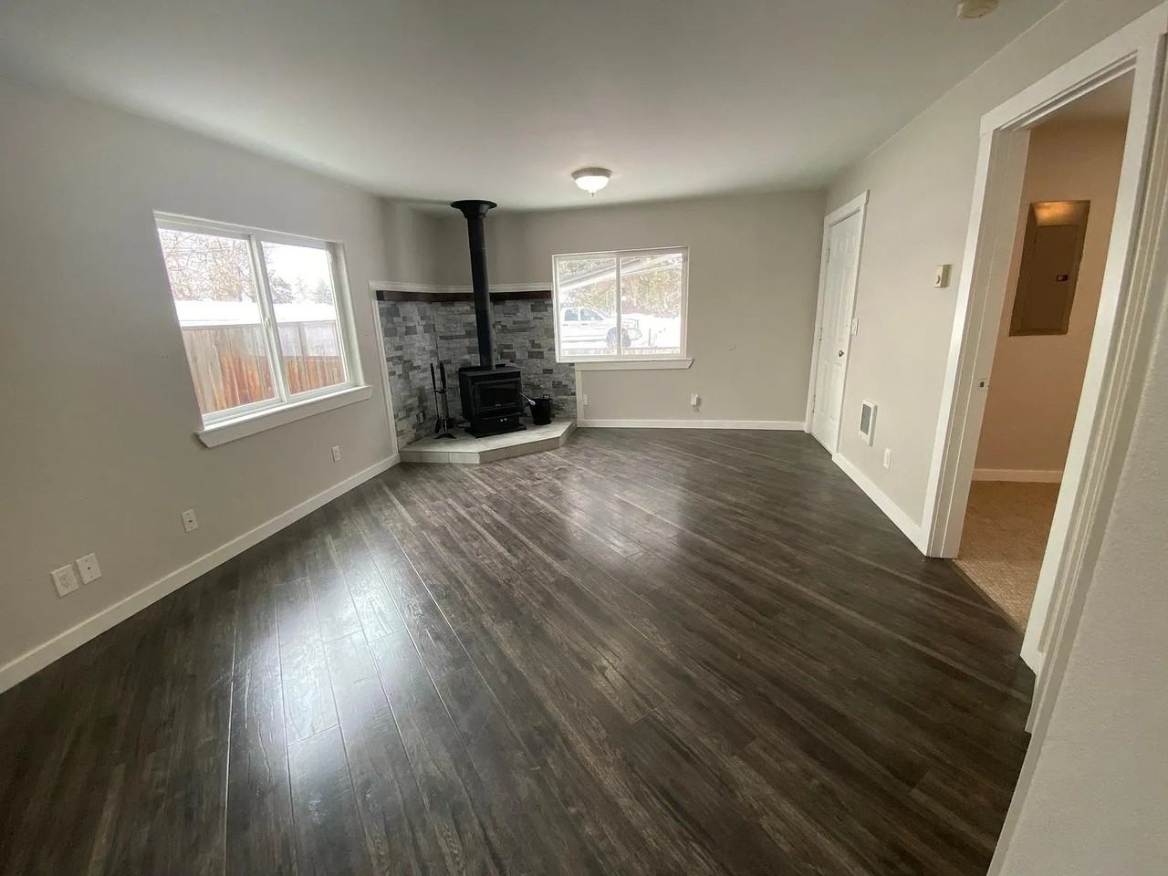 104 W 12th Ave - Photo 2 of 18
